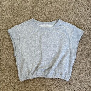 alo - cropped grey cap sleeve